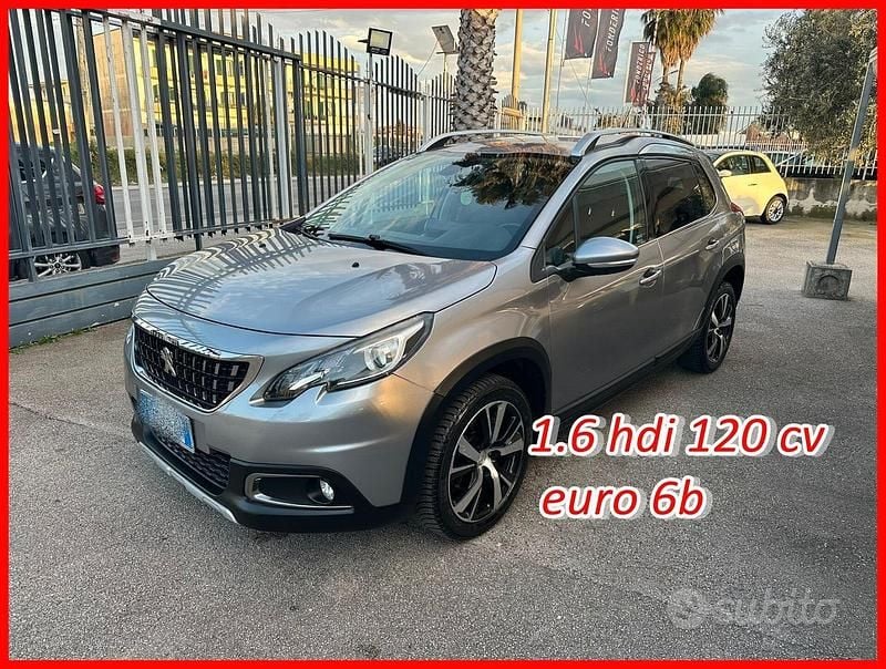 Usata Peugeot 2008 120 CV (88 kW) 2019 Grigio SUV