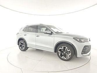 Usata VW Tiguan R-line 200 CV (147 kW) 2023 Argento SUV