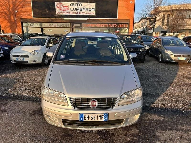 Usata Fiat Idea Emotion 95 CV (69 kW) 2011 Grigio Monovolume