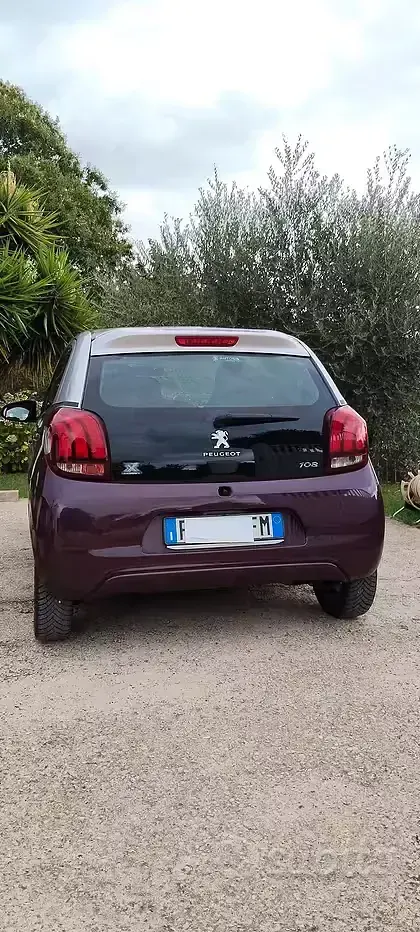 Usata Peugeot 108 69 CV (50 kW) 2016 Viola Utilitaria