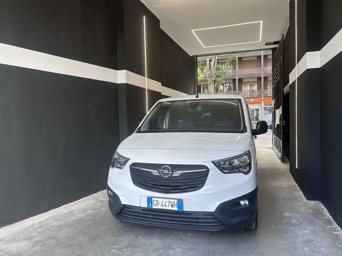Usata Opel Combo 136 CV (100 kW) 2020 Bianco Monovolume