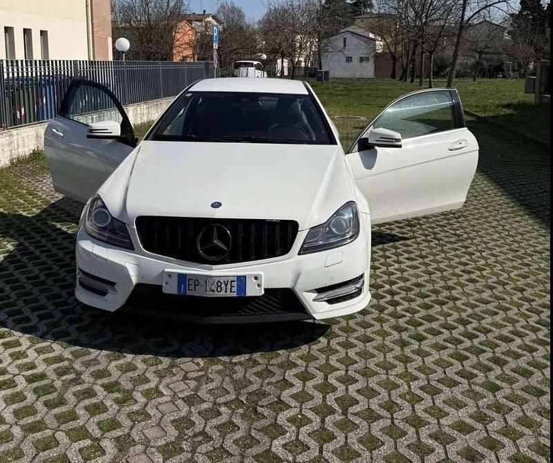 Usata Mercedes C220 170 CV (125 kW) 2012 Coupé