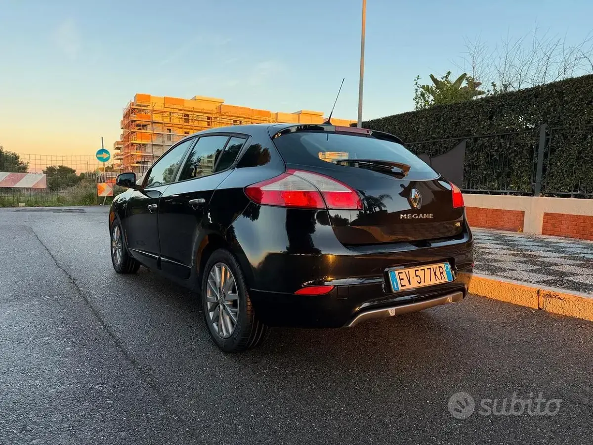 Usata Renault Mégane III 110 CV (80 kW) 2014 Berlina