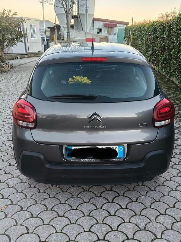 Usata Citroën C3 Feel 83 CV (61 kW) 2021 Grigio Berlina