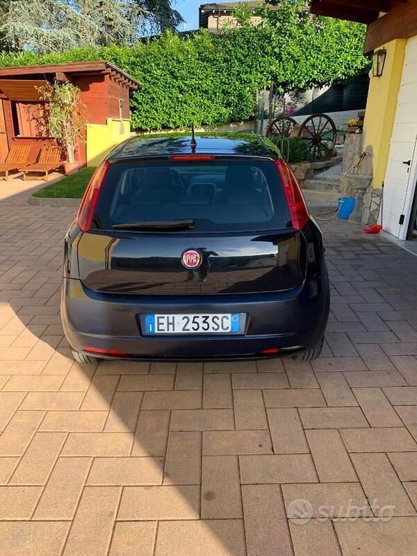 Usata Fiat Punto Evo 2011 Blu Utilitaria