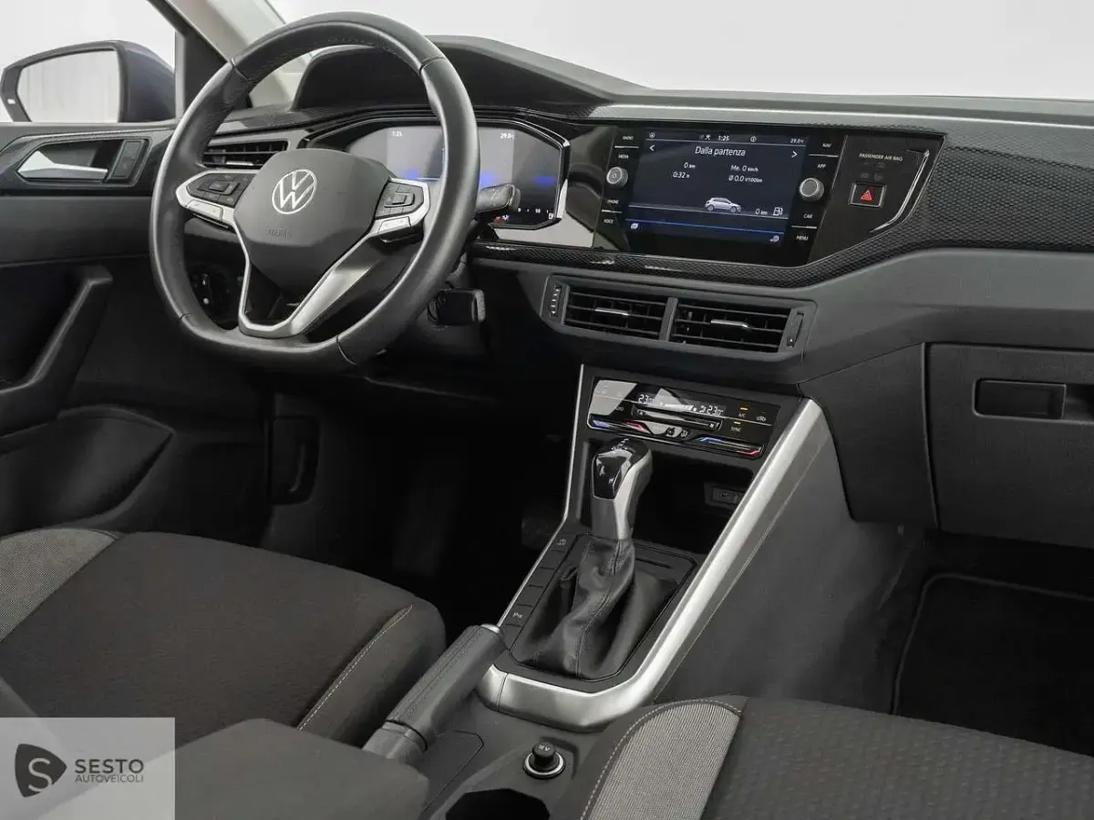 Usata VW Polo Life 95 CV (69 kW) 2025 Grigio Utilitaria