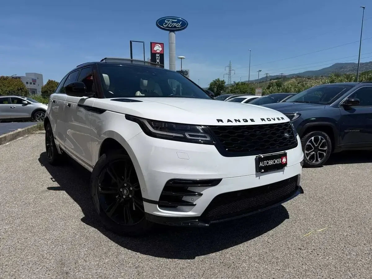 Usata Land Rover Range Rover Velar SE Dynamic 241 CV (177 kW) 2017 Bianco SUV