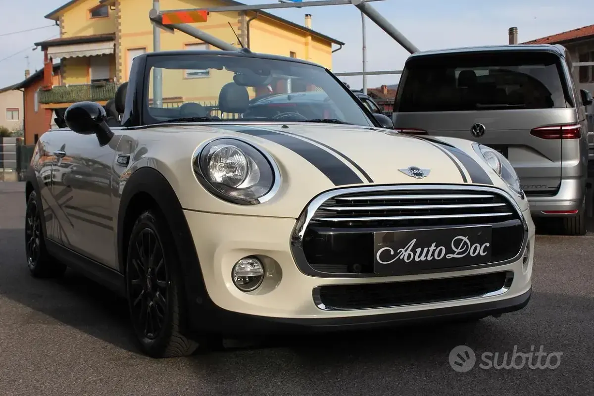 Usata Mini Cooper S Cabriolet 136 CV (100 kW) 2016 Bianco Cabrio