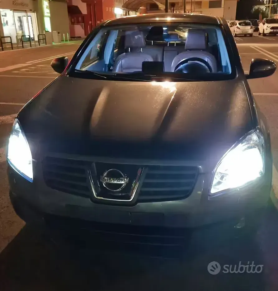 Usata Nissan Qashqai Tekna 150 CV (110 kW) 2007 Grigio SUV