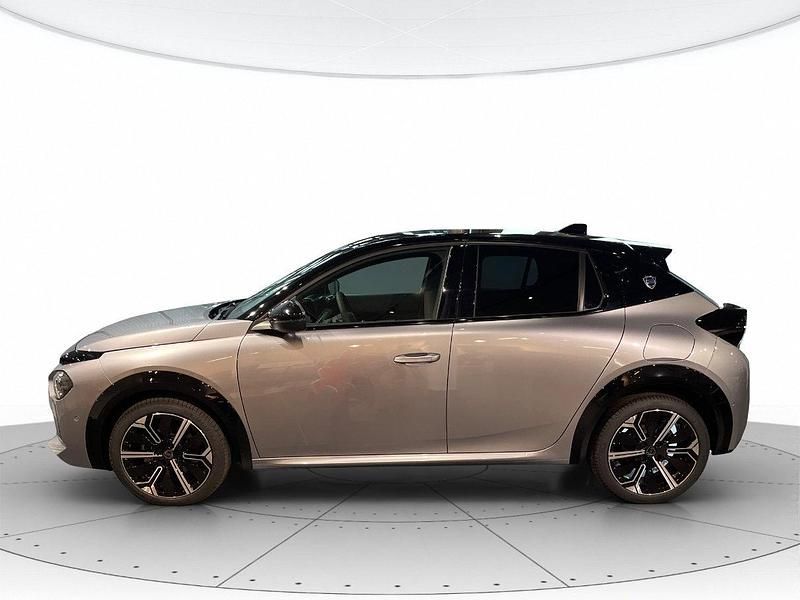 Nuova Lancia Ypsilon 110 CV (80 kW) 2026 Vernice grigio granito con tetto nero Utilitaria