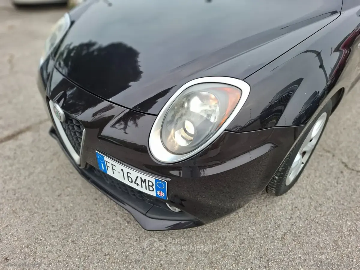 Usata Alfa Romeo MiTo Super 95 CV (69 kW) 2016 Nero Utilitaria