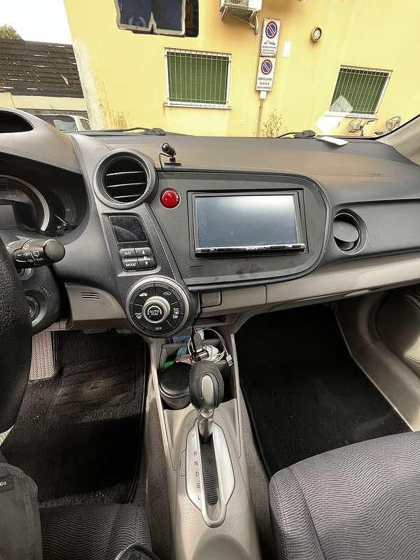 Usata Honda Insight Elegance 88 CV (64 kW) 2009 Grigio Utilitaria