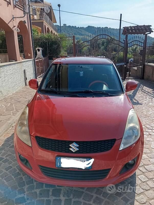 Usata 2012 Suzuki Swift Due volumi | 4500 € - Immagine 1/4