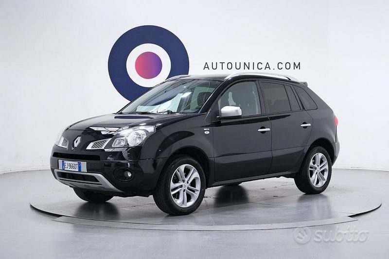 Nero Usata 2011 Renault Koleos Bose Edition SUV | 5900 € (Buon prezzo) - Immagine 1/4