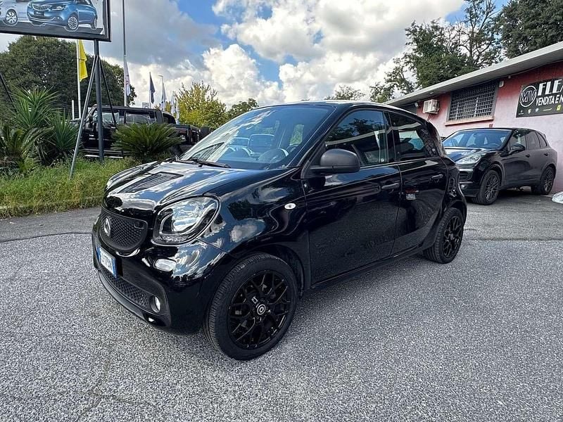 Nero Usata 2017 Smart ForFour Passion Utilitaria | 13.900 € (Buon prezzo) - Immagine 1/4
