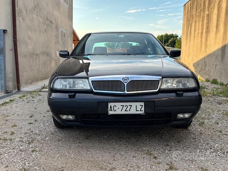 Usata Lancia Kappa 145 CV (106 kW) 1994 Blu/azzurro Berlina
