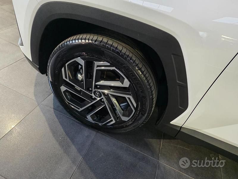 Nuova Hyundai Tucson 179 CV (131 kW) 2025 Bianco SUV