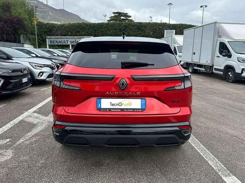 Usata Renault Austral Techno 200 CV (147 kW) 2023 Rosso passion SUV