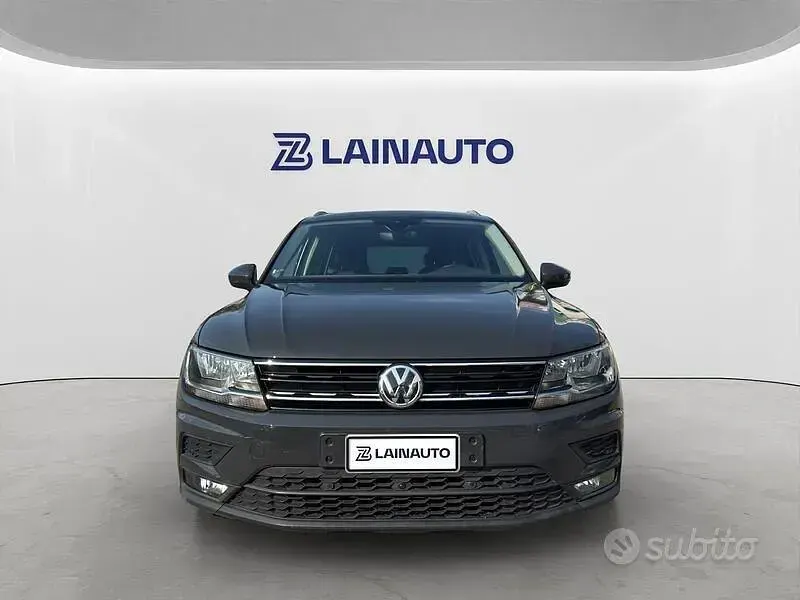 Usata VW Tiguan Business 150 CV (110 kW) 2020 Grigio SUV