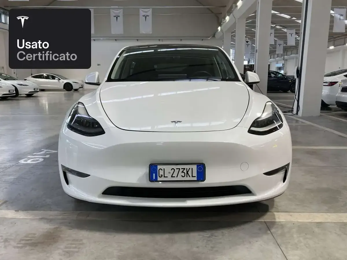 Usata Tesla Model Y Performance 392 kW (533 CV) 2023 Pearl white multicoat SUV