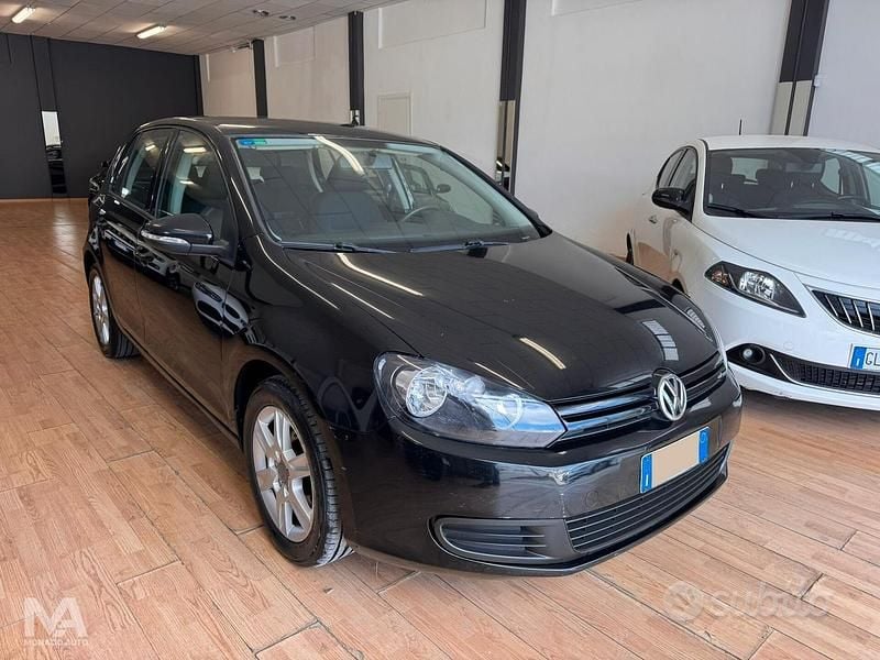 Usata VW Golf VII 105 CV (77 kW) 2012 Nero Berlina