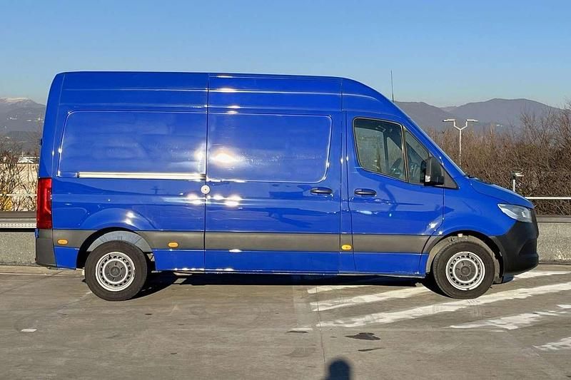 Usata Mercedes Sprinter 114 CV (83 kW) 2020 Blu Furgone