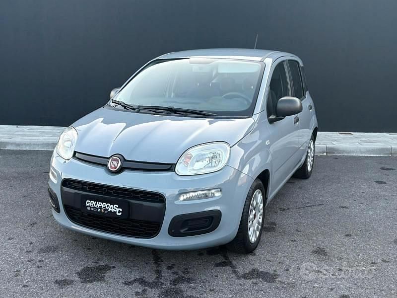 Usata Fiat Panda Connect 70 CV (51 kW) 2020 Grigio Utilitaria