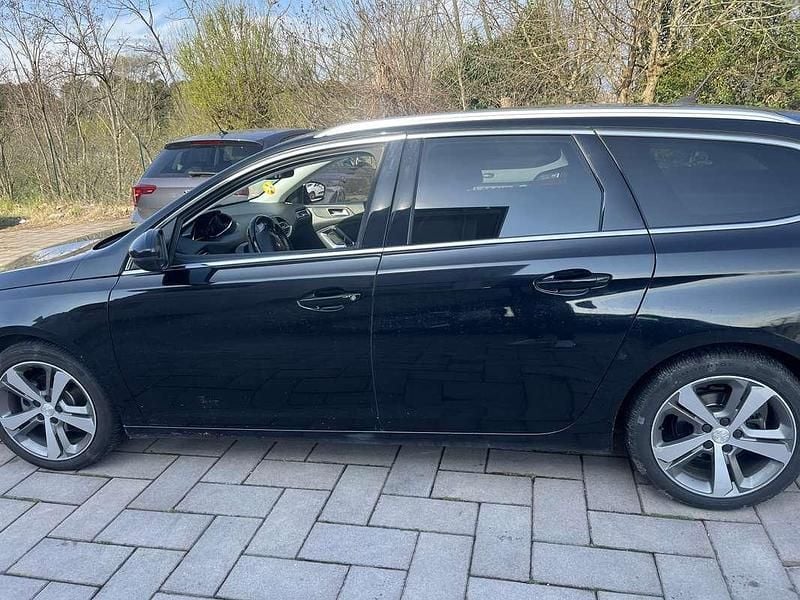 Usata Peugeot 308 Style 99 CV (72 kW) 2019 Berlina