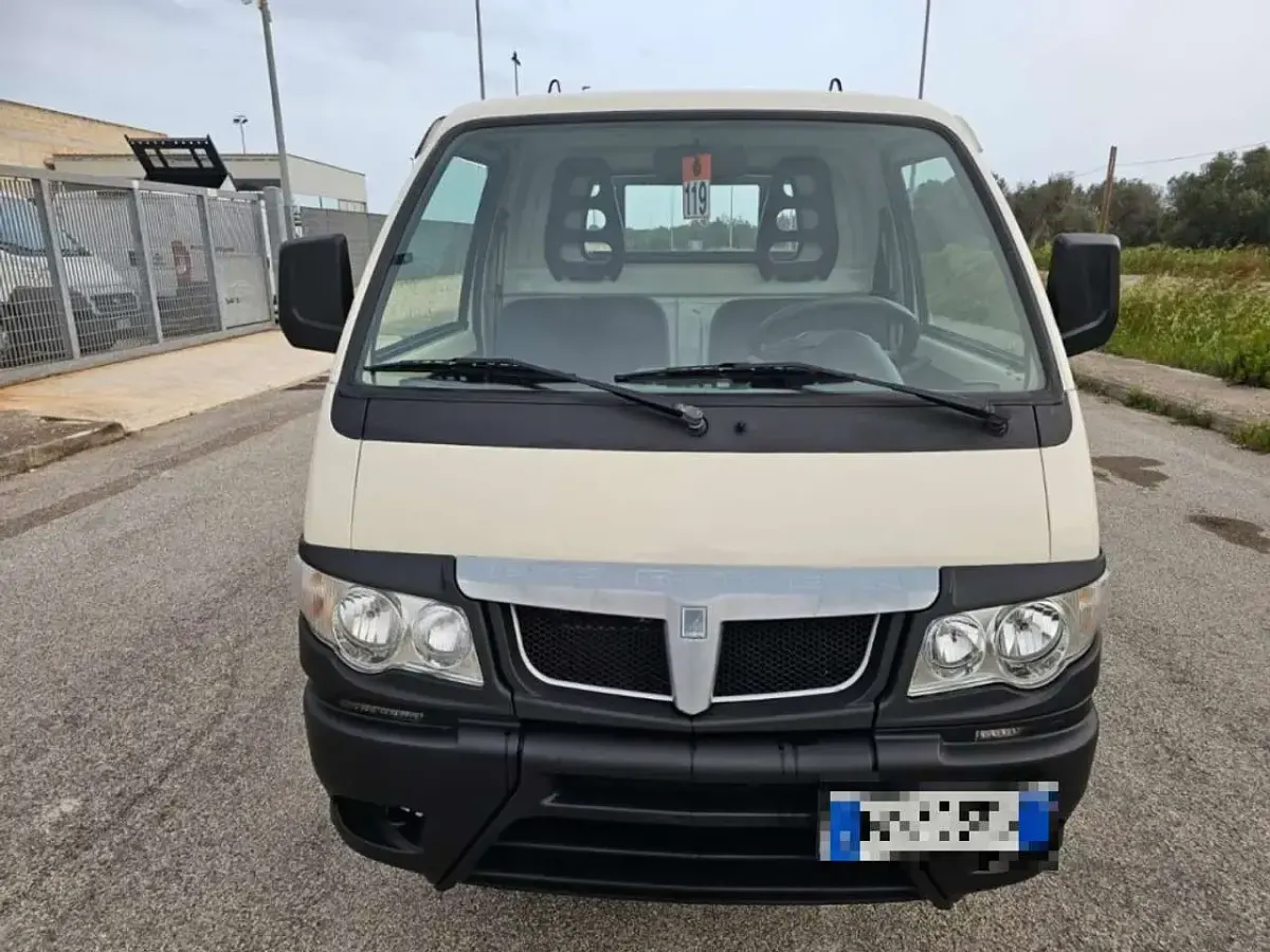 Usata Piaggio Porter 83 CV (61 kW) 2017 Bianco Utilitaria