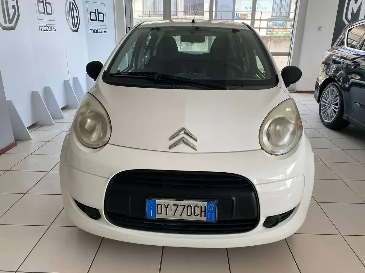 Usata Citroën C1 Style 68 CV (50 kW) 2009 Bianco Utilitaria