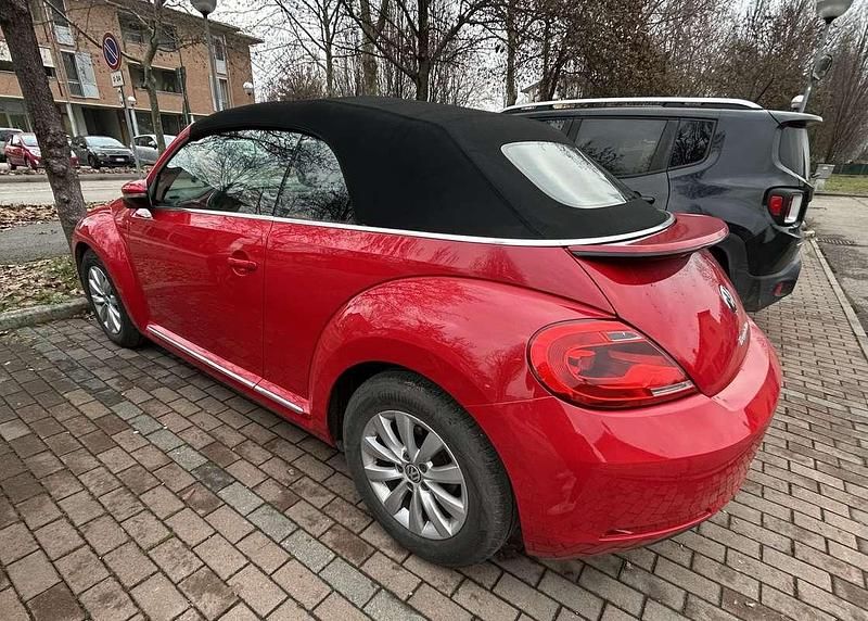 Usata VW Beetle Cabriolet Design 110 CV (80 kW) 2016 Cabrio