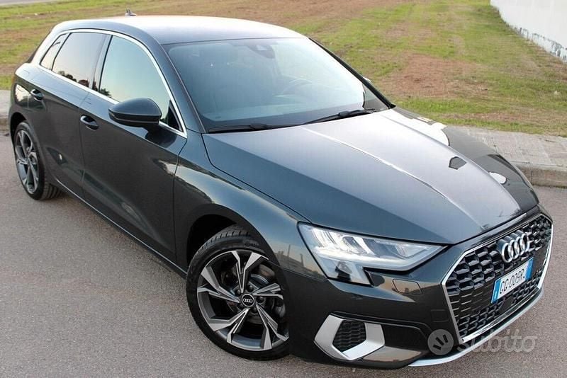 Usata Audi A3 Advanced 116 CV (85 kW) 2021 Grigio Berlina