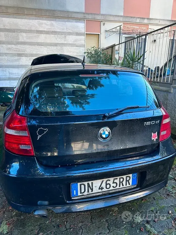 Usata BMW 120 177 CV (130 kW) 2008 Nero Utilitaria
