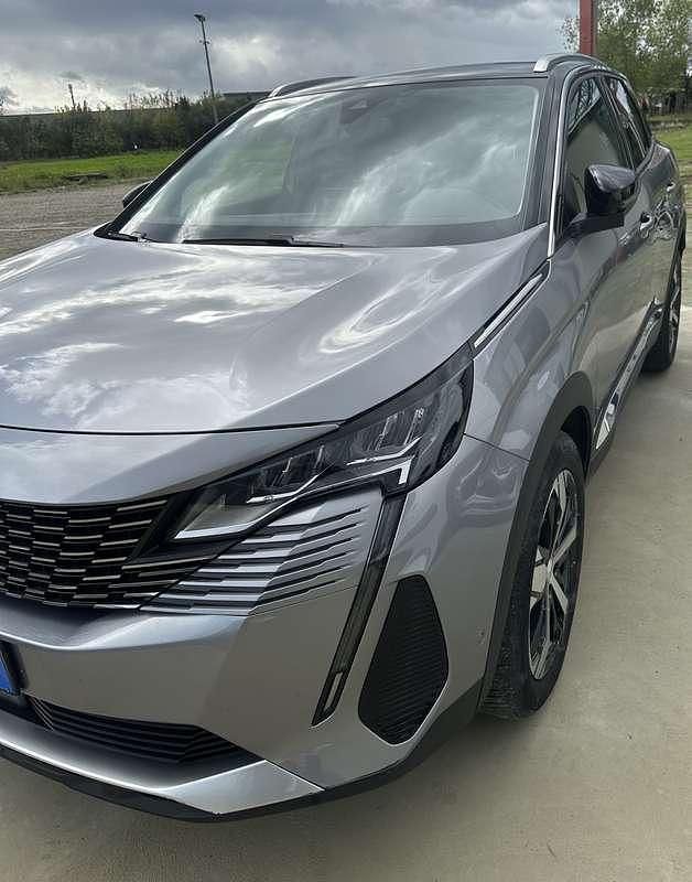 Usata 2021 Peugeot 3008 GT-line SUV | 19.999 € (Buon prezzo) - Immagine 1/4