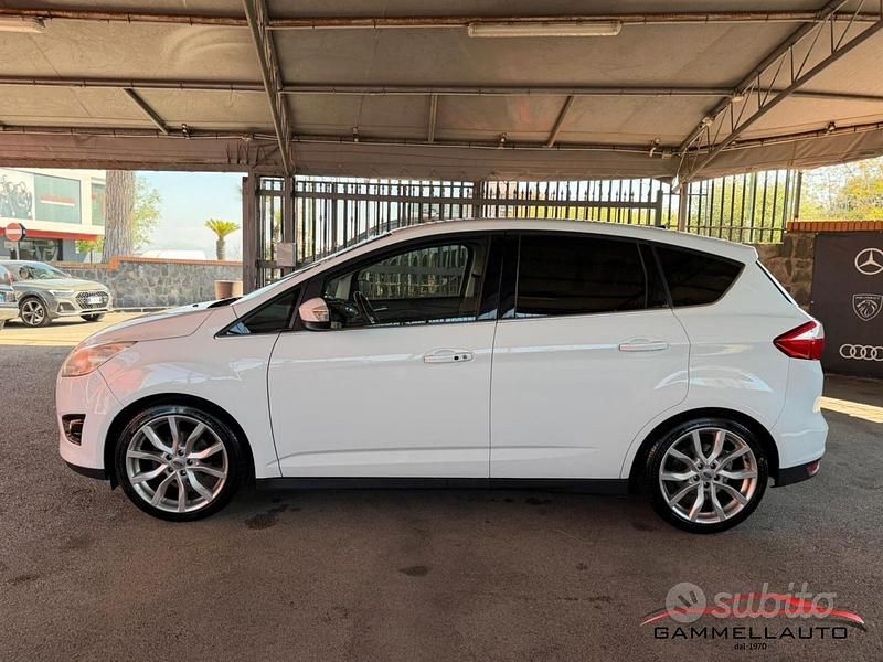 Begagnad Ford C-MAX Titanium 95 HK (69 kW) 2014 Vit Minibuss