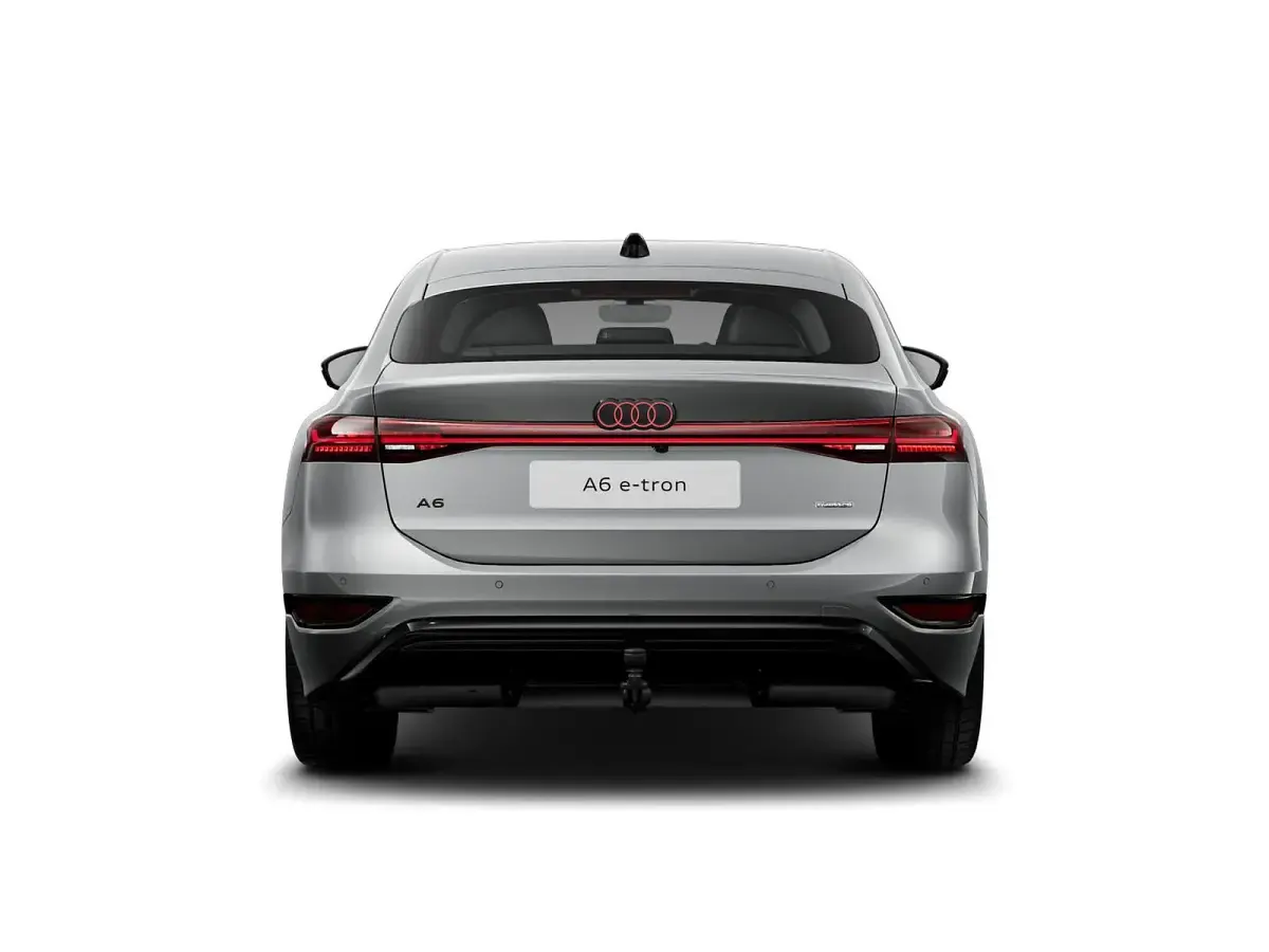 Usata Audi A6 e-tron Advanced 314 kW (428 CV) 2025 Grigio taifun metallizzato Berlina