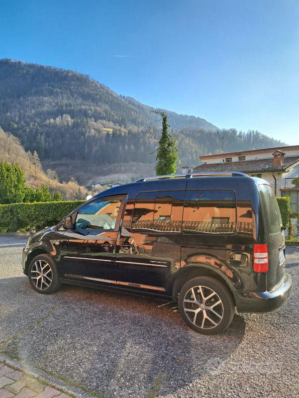 Usata 2015 VW Caddy Monovolume | 14.500 € (Buon prezzo) - Immagine 1/4