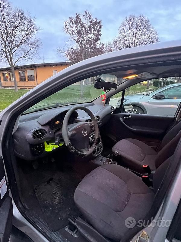 Usata Mercedes A200 2002 Grigio Berlina