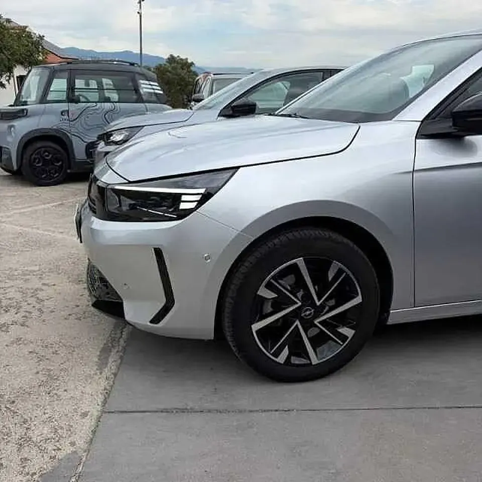 Usata Opel Corsa 101 CV (74 kW) 2025 Utilitaria