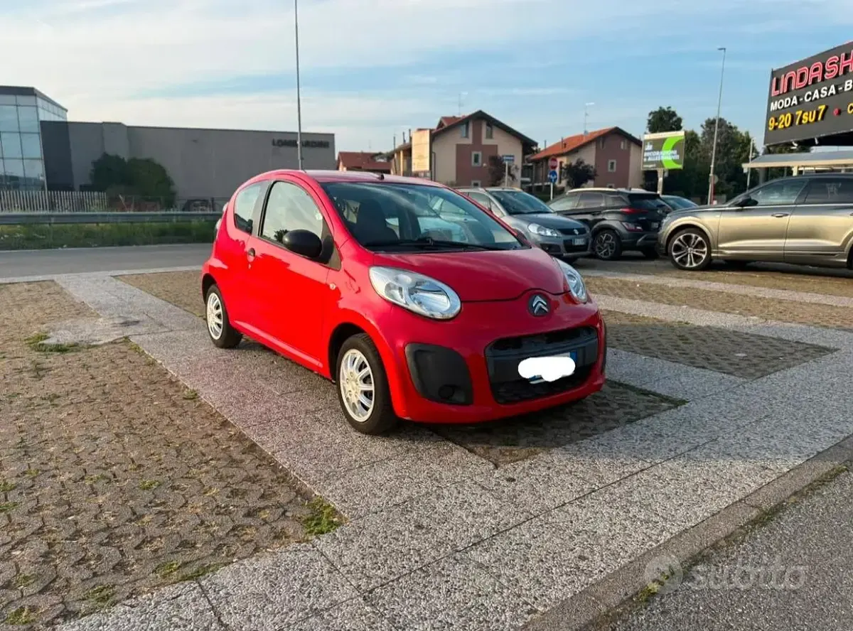 Usata Citroën C1 68 CV (50 kW) 2013 Rosso Utilitaria