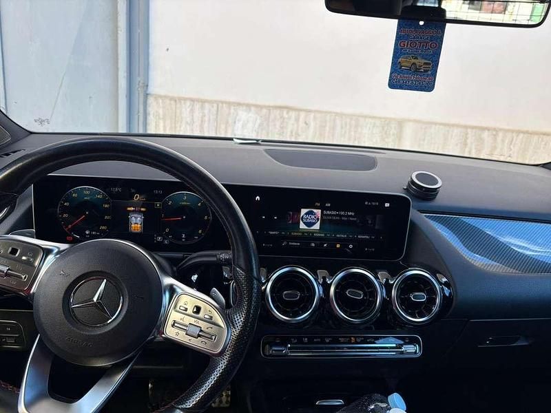 Occasion Mercedes B200 Premium 150 ch (110 kW) 2019 Gris Monospace