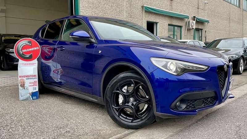 Blu/azzurro Usata 2022 Alfa Romeo Stelvio Ti SUV | 29.999 € (Super prezzo) - Immagine 1/4