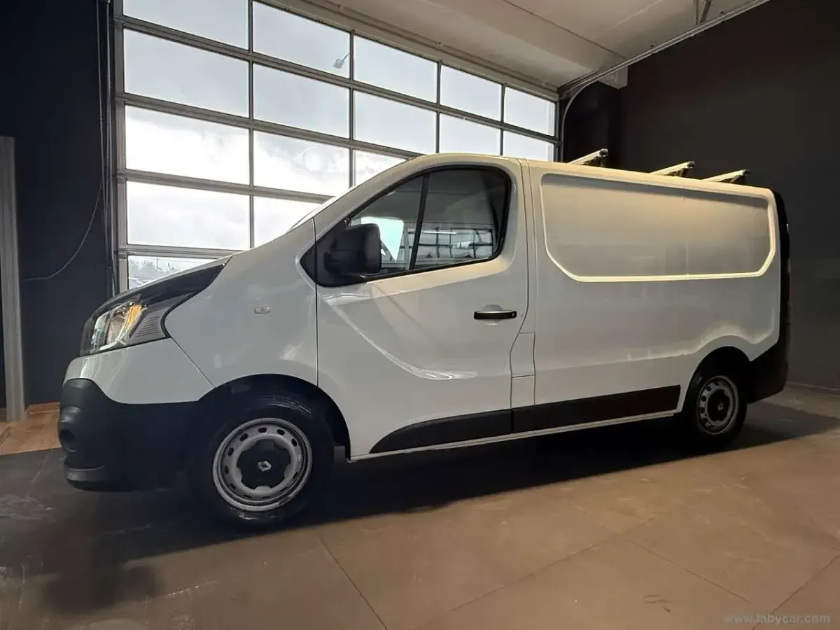 Usata Renault Trafic 121 CV (88 kW) 2018 Bianco Monovolume