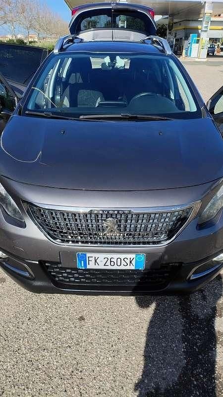 Usata Peugeot 2008 Active 99 CV (72 kW) 2017 Grigio SUV