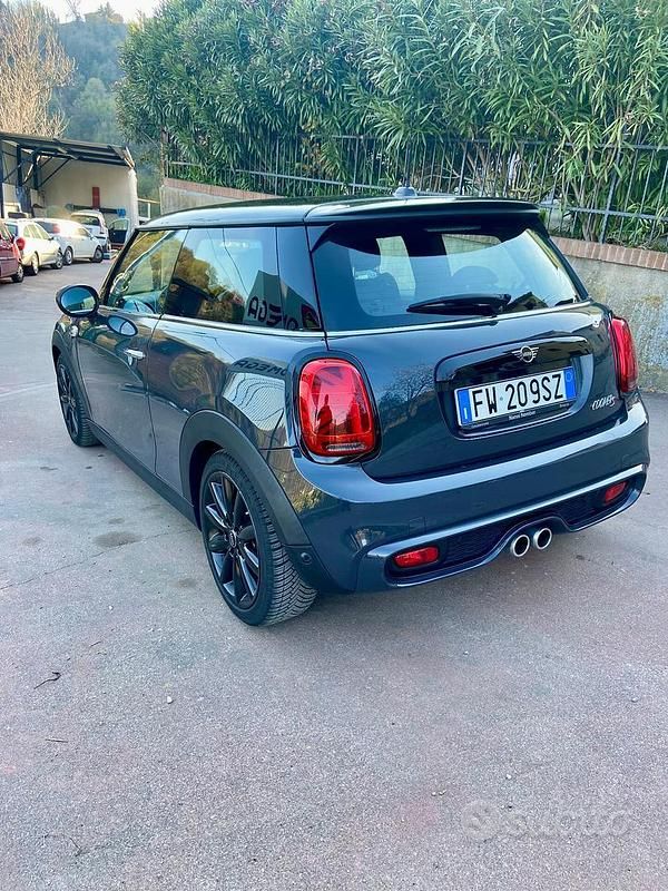 Usata Mini Cooper S 191 CV (140 kW) 2019 Grigio Utilitaria