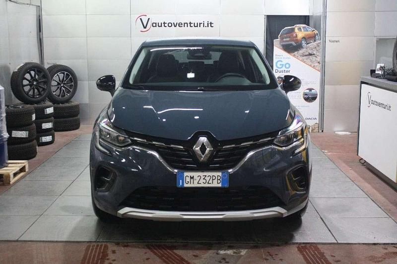 Usata Renault Captur 101 CV (74 kW) 2023 Grigio SUV