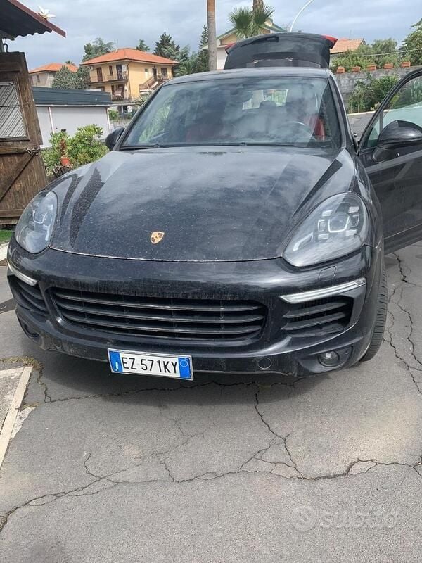 Usata Porsche Cayenne 2015 Nero SUV