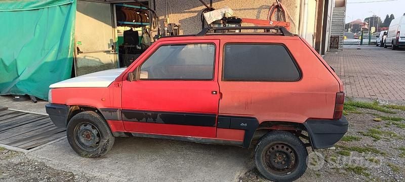 Usata 1992 Fiat Panda 4x4 Due volumi | 1800 € - Immagine 1/4