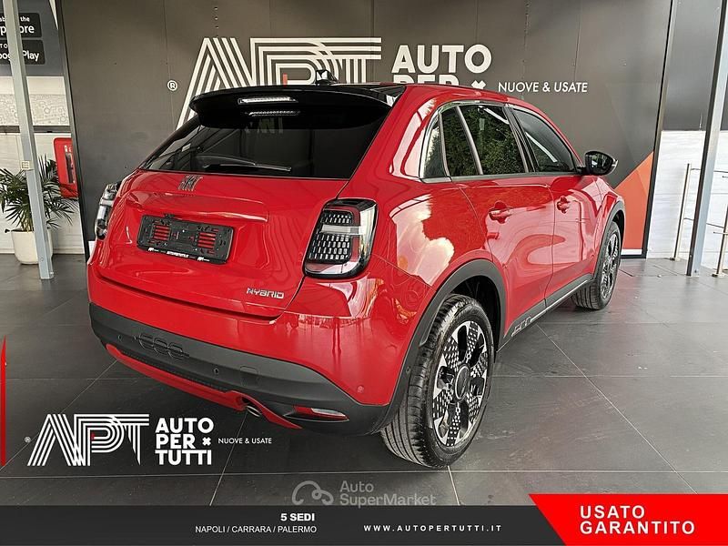 Usata Fiat 600 La Prima 110 CV (80 kW) 2024 Rosso SUV