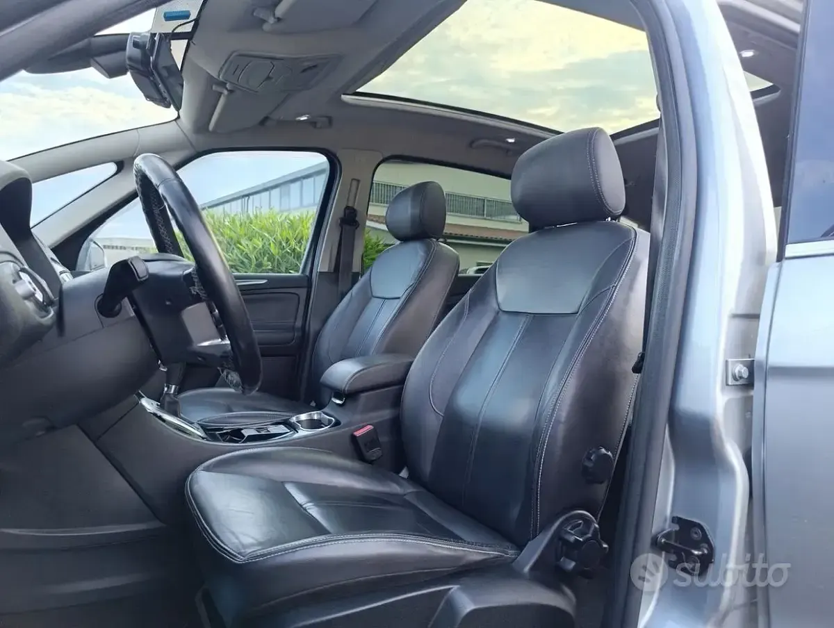 Usata Ford S-MAX Titanium 203 CV (149 kW) 2010 Grigio Monovolume
